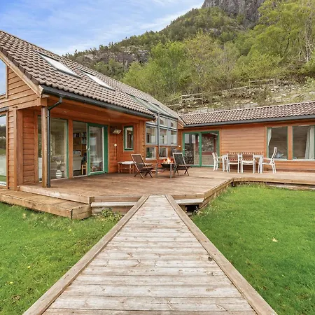 Sorkvingo Feriehus *